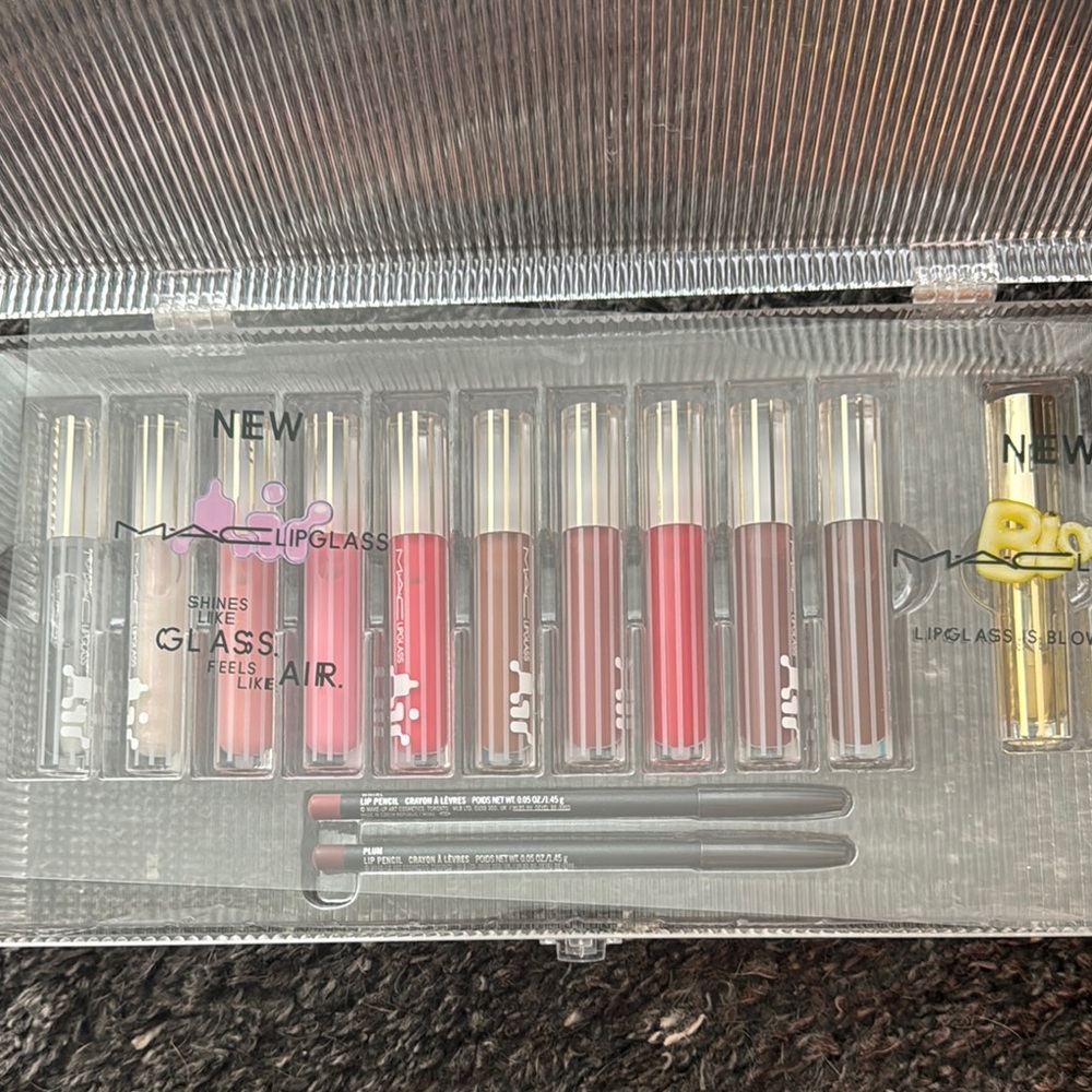 MAC Lipglass pr Set with Lip Pencils